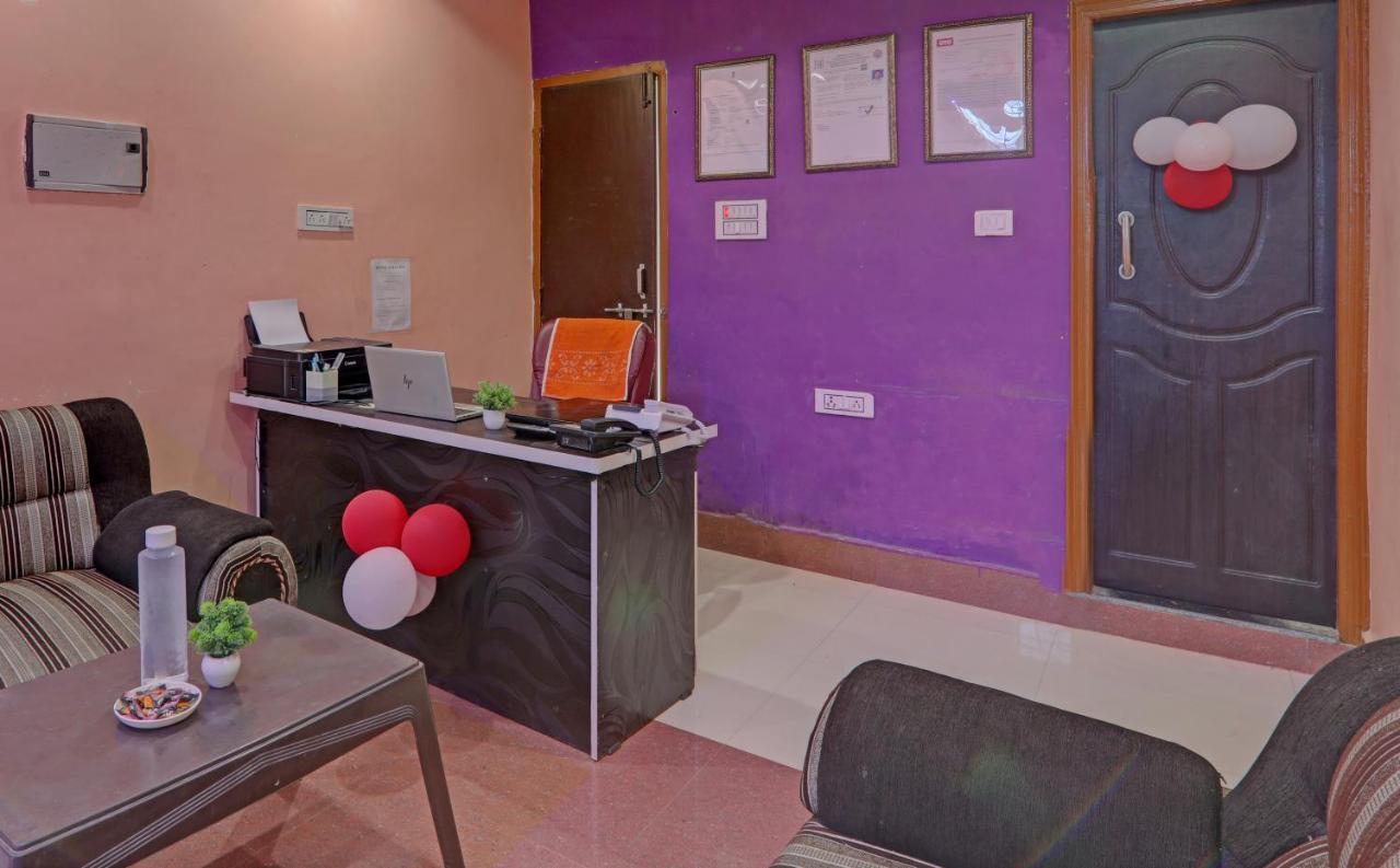 Hotel O Surya Inn Pura Raghunāth 外观 照片