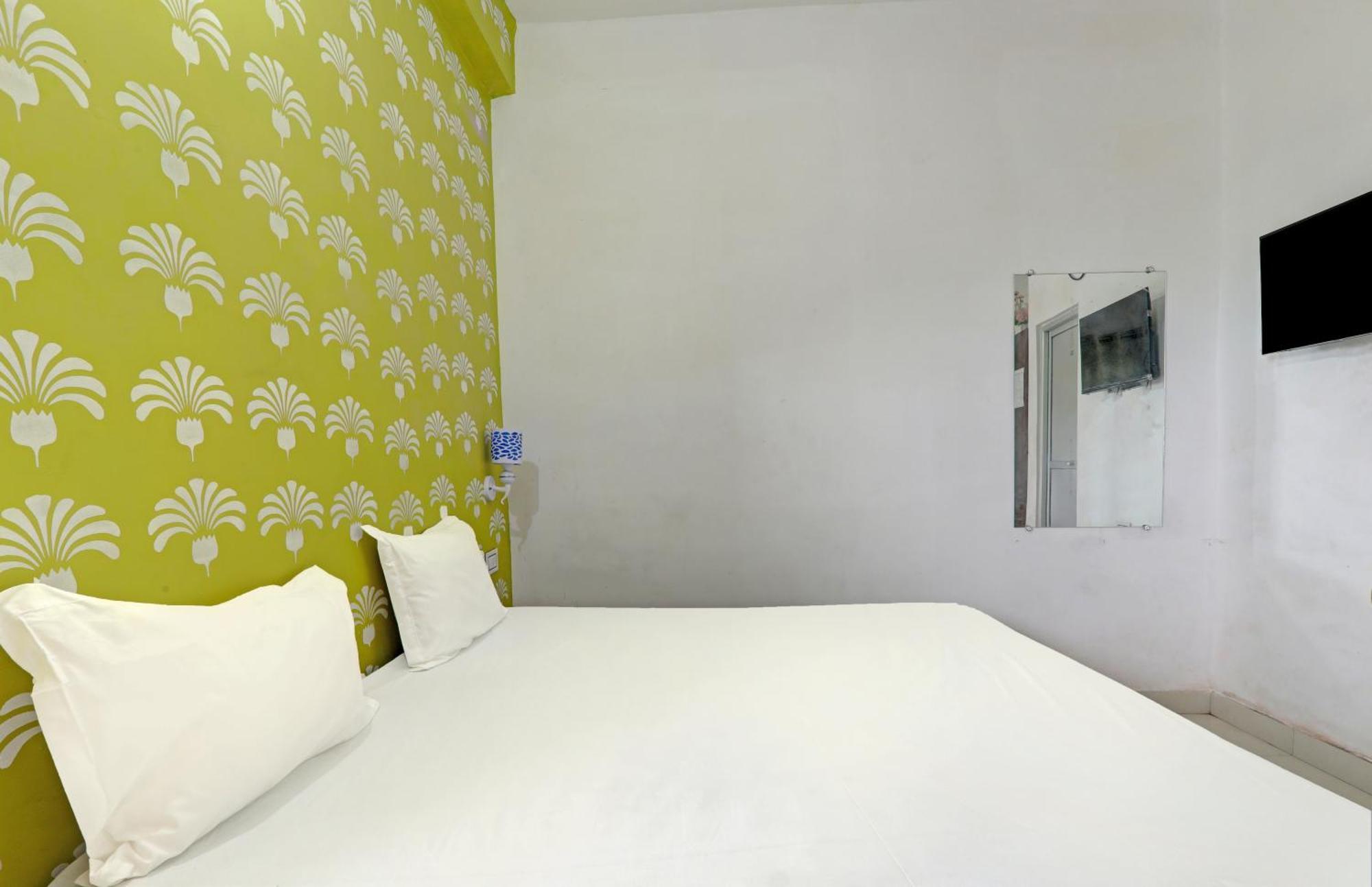 Hotel O Surya Inn Pura Raghunāth 外观 照片